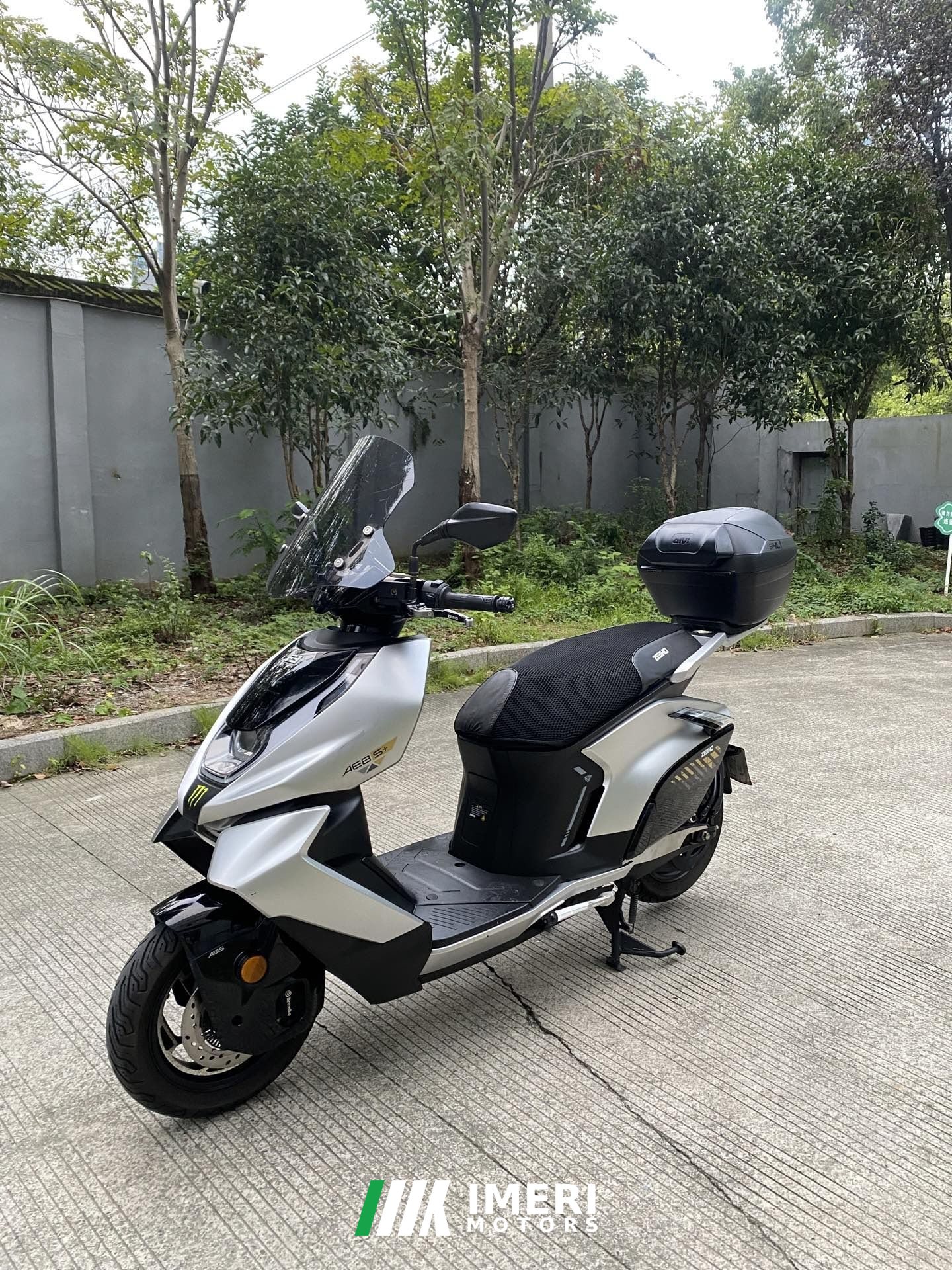 2022 Zeeho AE8