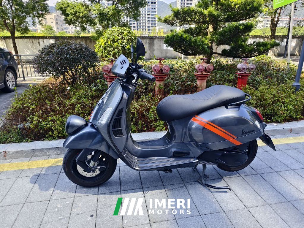 2025 VESPA GTV 300 cc