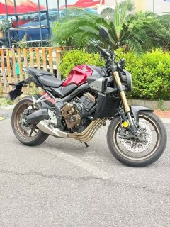 Honda CB650R - photo 2
