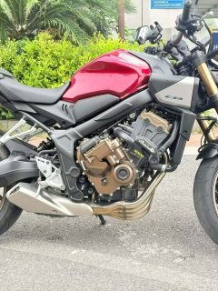 Honda CB650R - photo 4