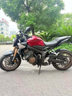 Honda CB650R - photo 8