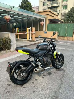 Triumph Trident 660 - ფოტო 3