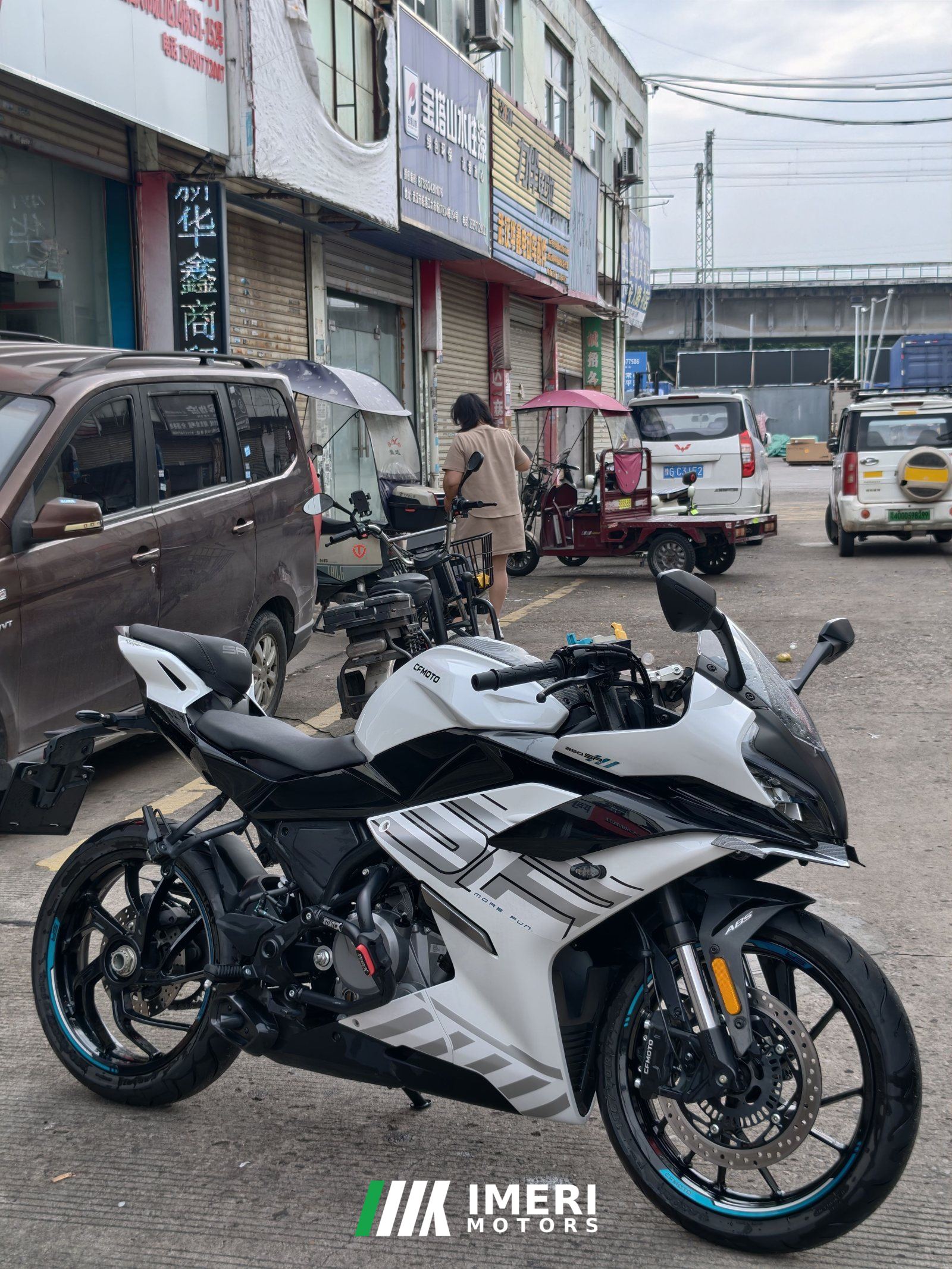 2025 CFMOTO 250SR