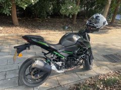 Kawasaki Z400 - ფოტო 1