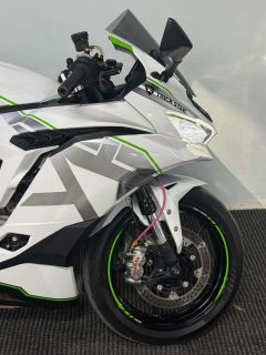 Kawasaki ZX-4R 400 cc - фото 2