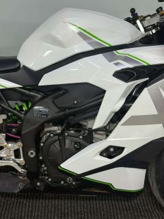 Kawasaki ZX-4R 400 cc - фото 3