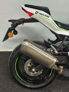 Kawasaki ZX-4R 400 cc - фото 4