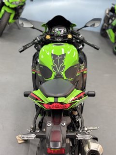 Kawasaki ZX-4R 400 cc - ფოტო 6