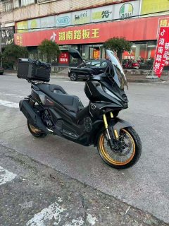 Voge SR450X 400 cc - ფოტო 3