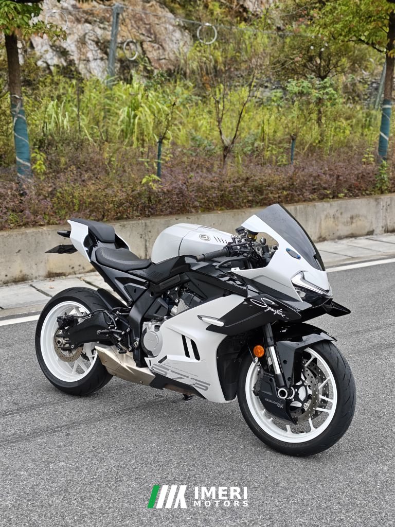 2025 CFMOTO 675SR-R