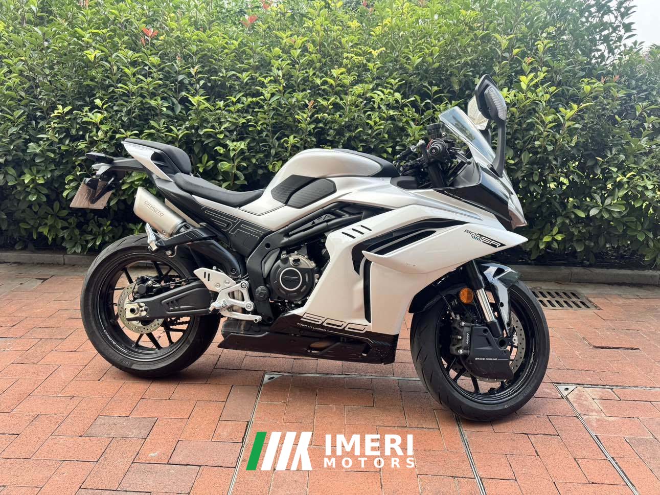 2026 CFMOTO 500SR