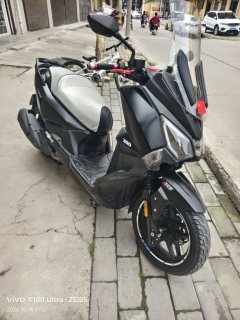 SYM Joymax F 300 - фото 2