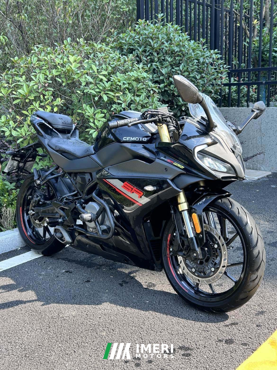 2023 CFMOTO 250SR