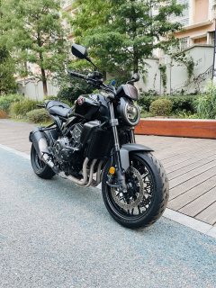 Honda CB1000R - photo 3