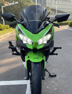 Kawasaki Ninja 400 - ფოტო 4