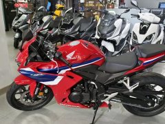 Honda CBR400R - ფოტო 3