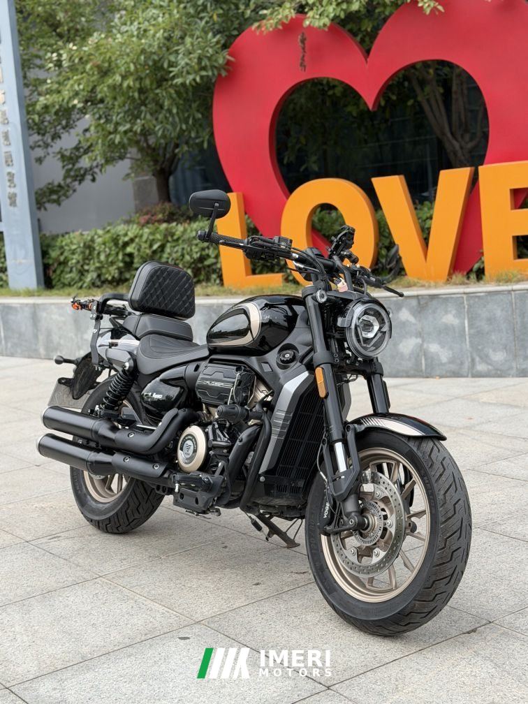 2025 Voge CU250