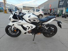 Honda CBR650R - ფოტო 4