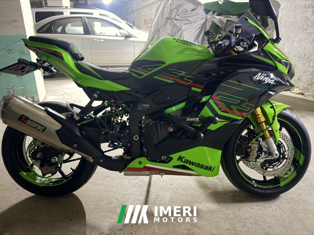 2023 Kawasaki ZX-4R 400 cc