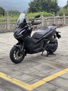 Honda ADV350 - ფოტო 8