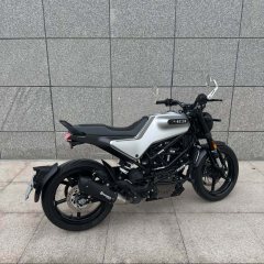 HUSQVARNA White Arrow 401 400 cc - ფოტო 8