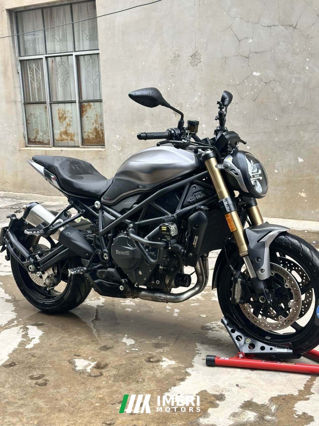 Benelli 902S 900 cc - мотоцикл из Китая