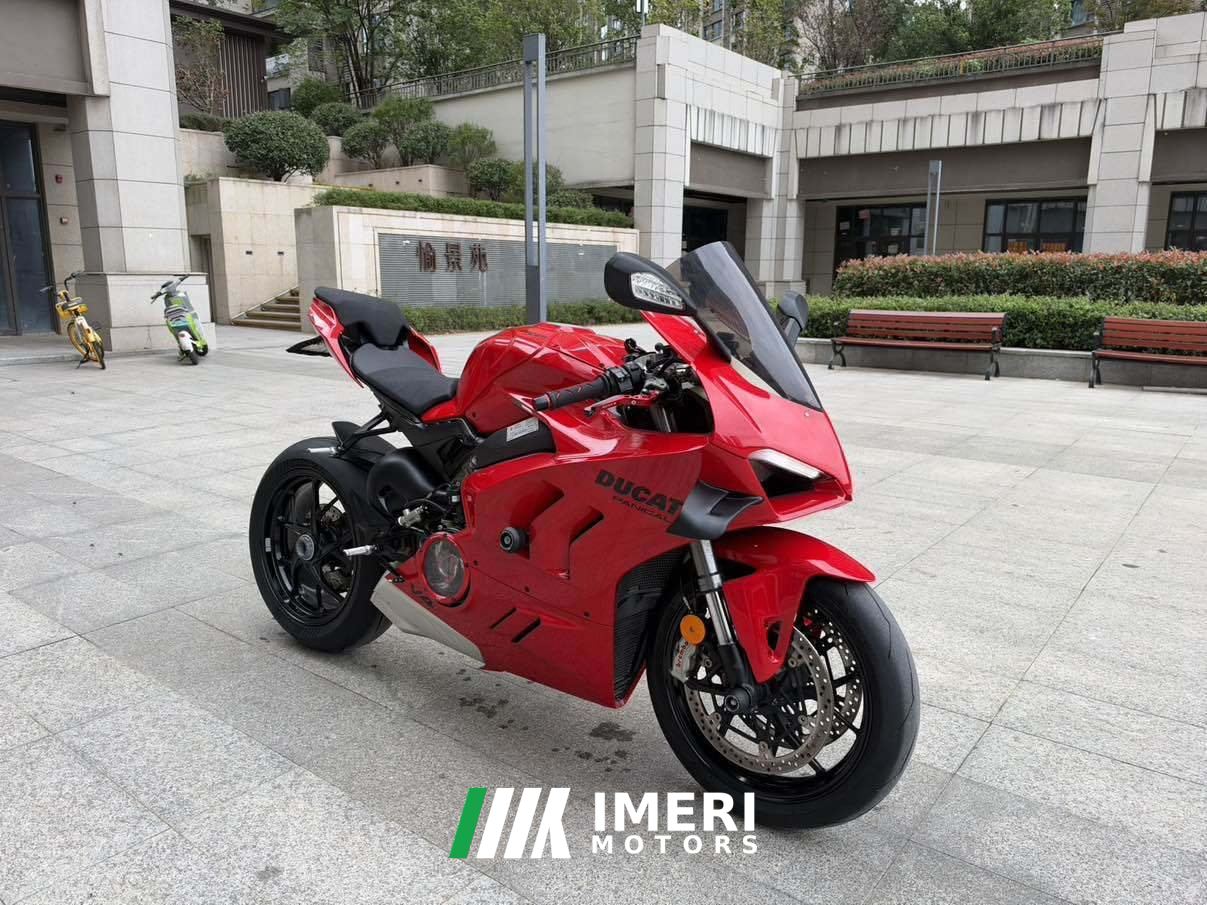2022 Ducati Panigale V4 1100 cc
