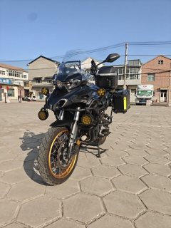 Benelli TRK552 550 cc - ფოტო 1