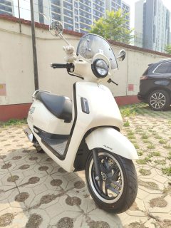 Sundiro Honda NS125LA - ფოტო 4