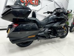 Honda Gold Wing GL1800 - ფოტო 2
