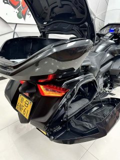 Honda Gold Wing GL1800 - ფოტო 9