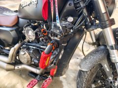 QJMOTOR Flash 300 - фото 4