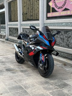 BMW S 1000 RR - photo 1