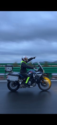 BMW F 850 GS - photo 1