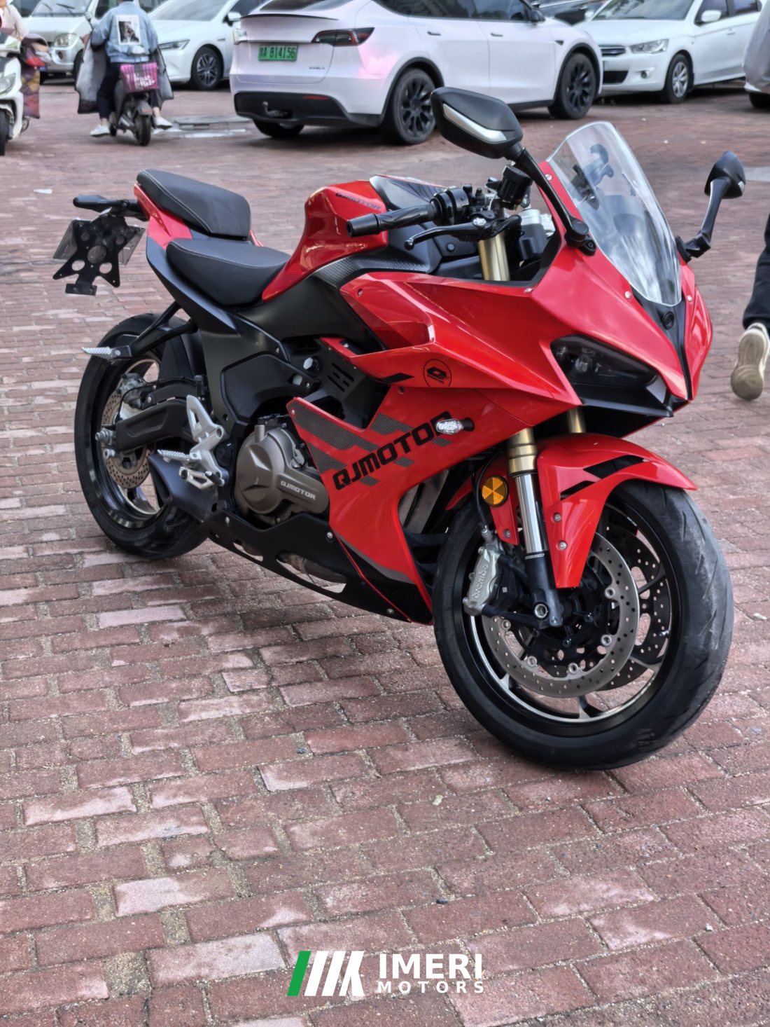 QJMOTOR Sai 550 - motorcycle from China