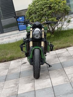 Benelli 752S 750 cc - ფოტო 2