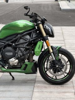 Benelli 752S 750 cc - ფოტო 7