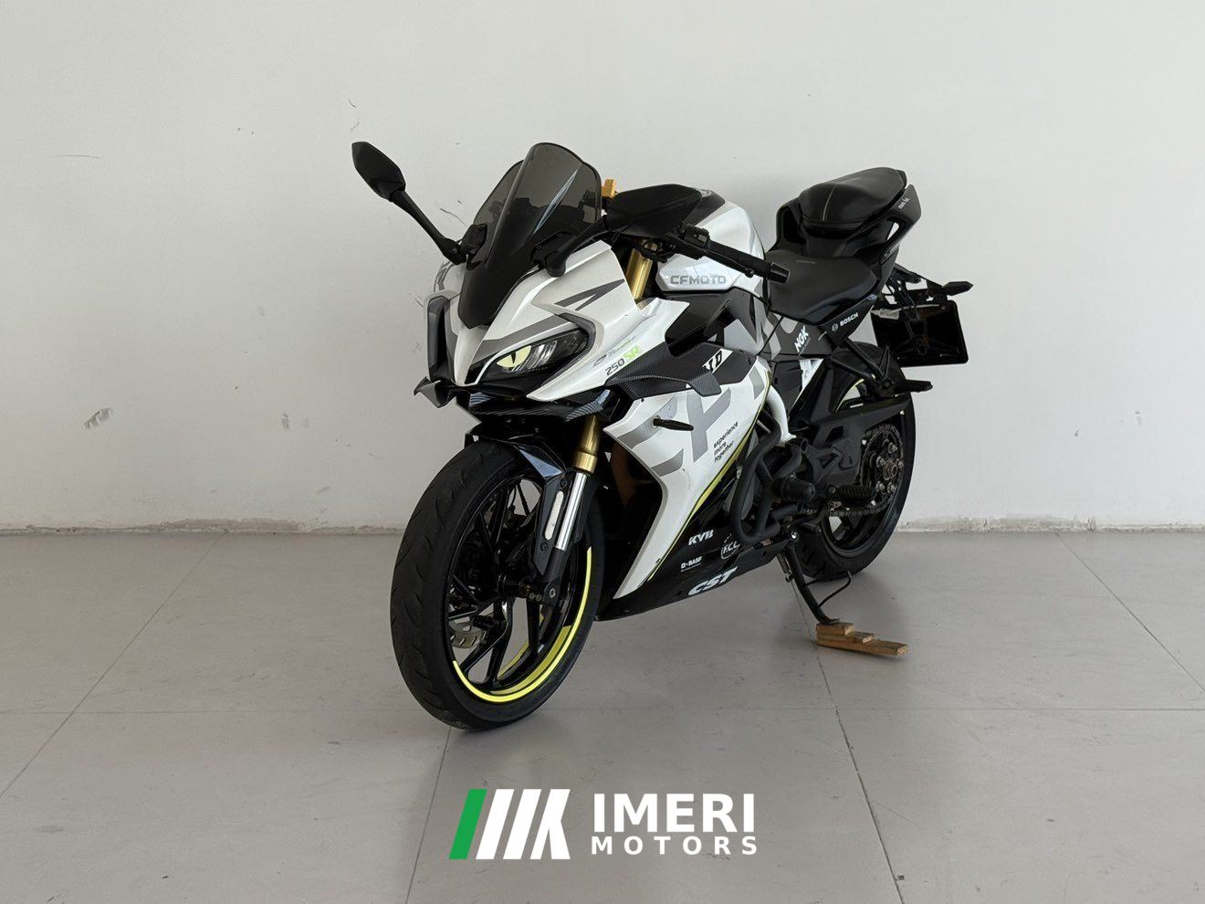 2022 CFMOTO 250SR