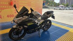 Kawasaki Ninja 400 - ფოტო 4