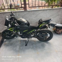 Kawasaki Z400 - photo 2
