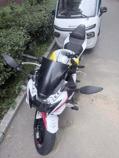 Haojue Suzuki GSX250R - ფოტო 1