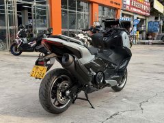 Yamaha TMAX 560 cc - photo 7
