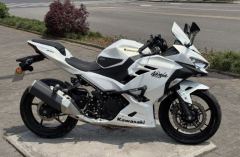 Kawasaki Ninja 400 - ფოტო 2
