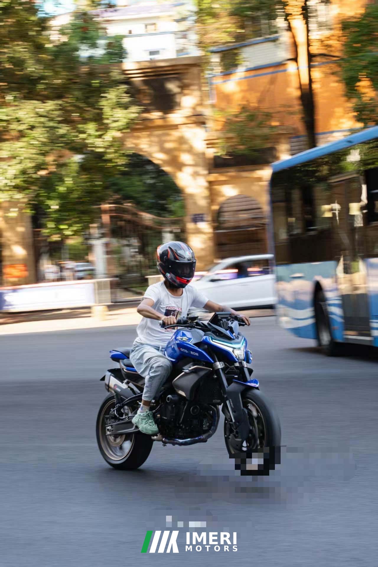 2024 CFMOTO 800NK