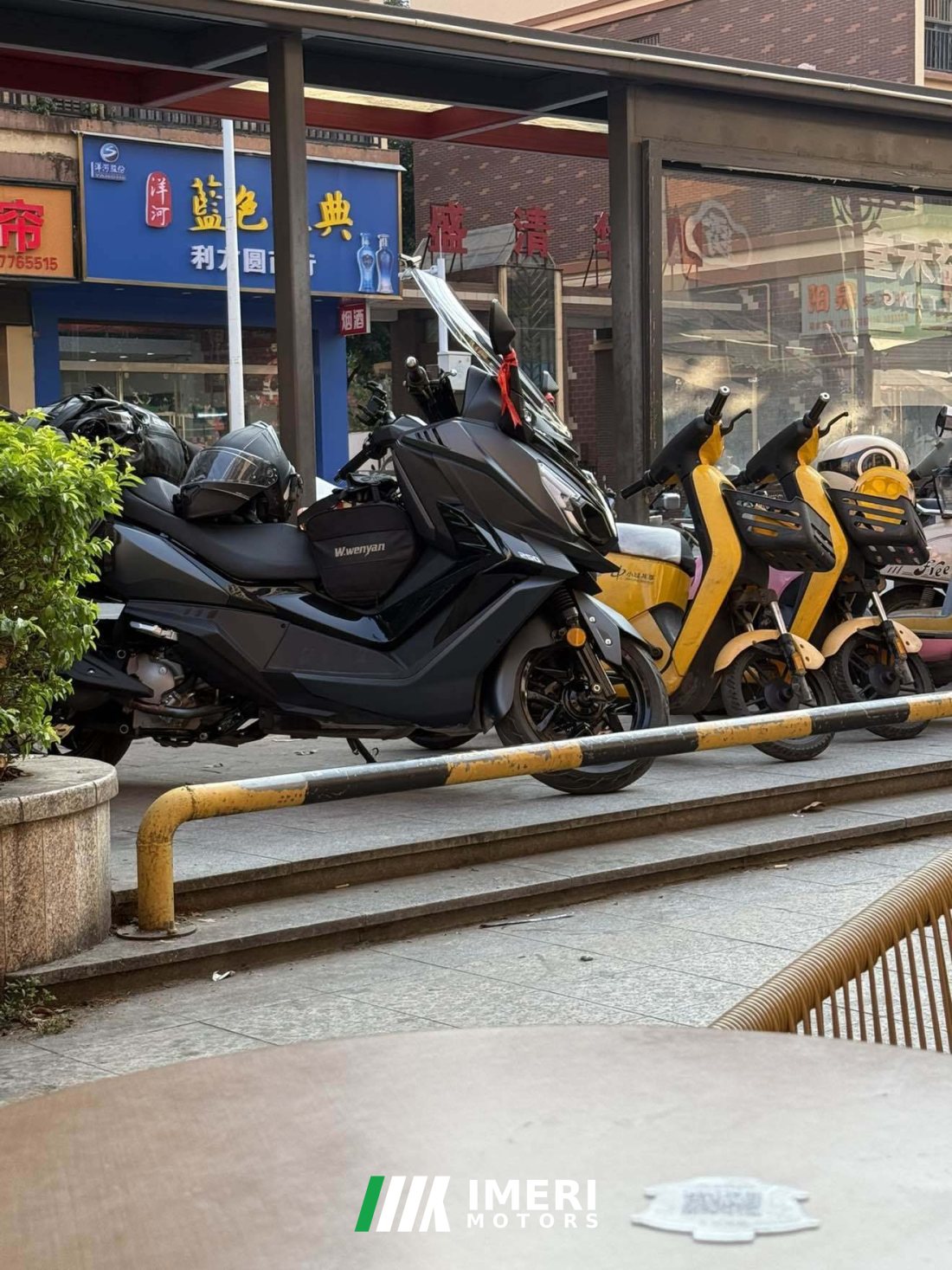 SYM Cruisym 250 - motorcycle from China