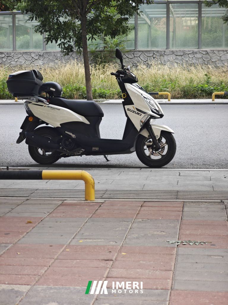 2023 Jinan Suzuki UY125