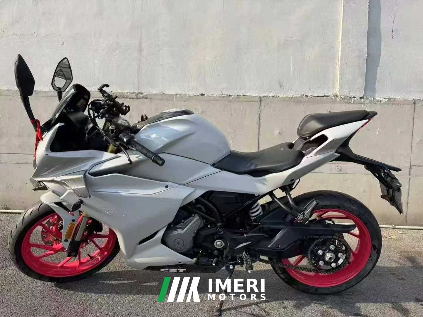 2023 CFMOTO 250SR