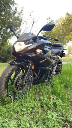Haojue Suzuki GSX250R - ფოტო 1