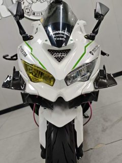 Kawasaki ZX-4R 400 cc - ფოტო 8