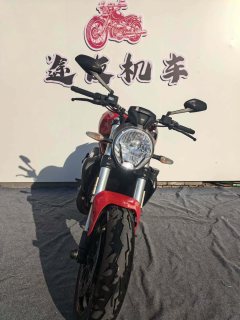 Ducati Monster 821 - ფოტო 2